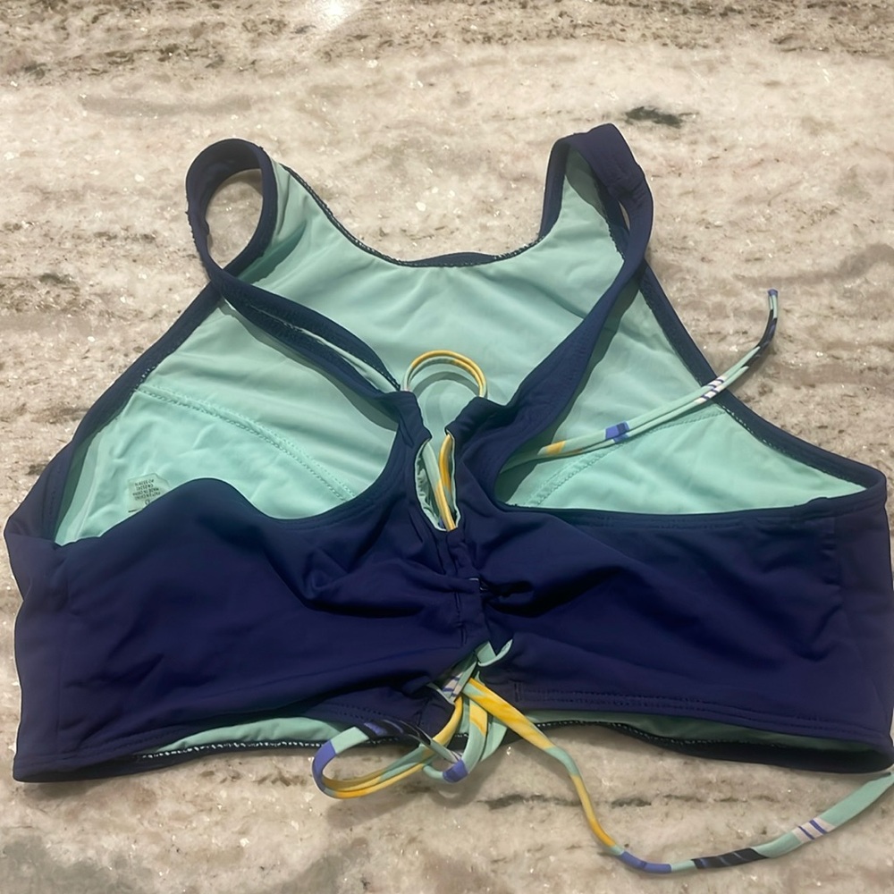 Bikini top